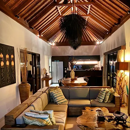 Amalika Private Pool Villa Central To Everything Gili Trawangan Buitenkant foto